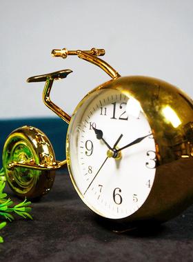 金属工艺自行车摩托车模型件金色镀做精电时钟细理工想温馨的摆家
