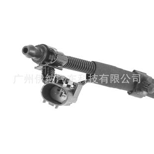 1系6616672496724964适用于6宝马轿车12系3系前档雨刮喷水管零6配