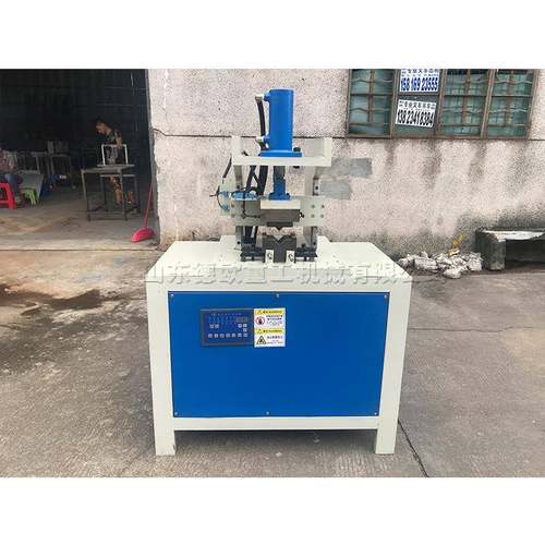 管材型材自动切角机小型不锈钢管冲角机晾衣架货架钢管折角机