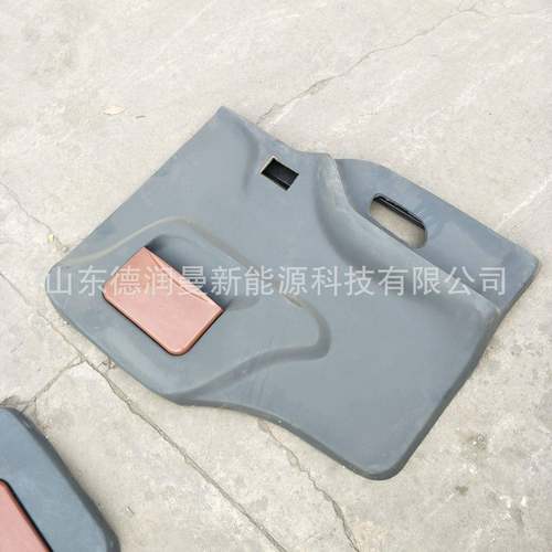 适用重汽斯太尔车门车门玻璃包角大灯叶子板价格图片