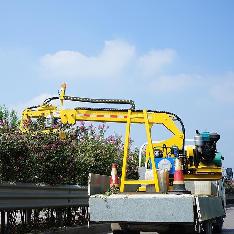 聚仁车载自走高速公路绿篱修剪机