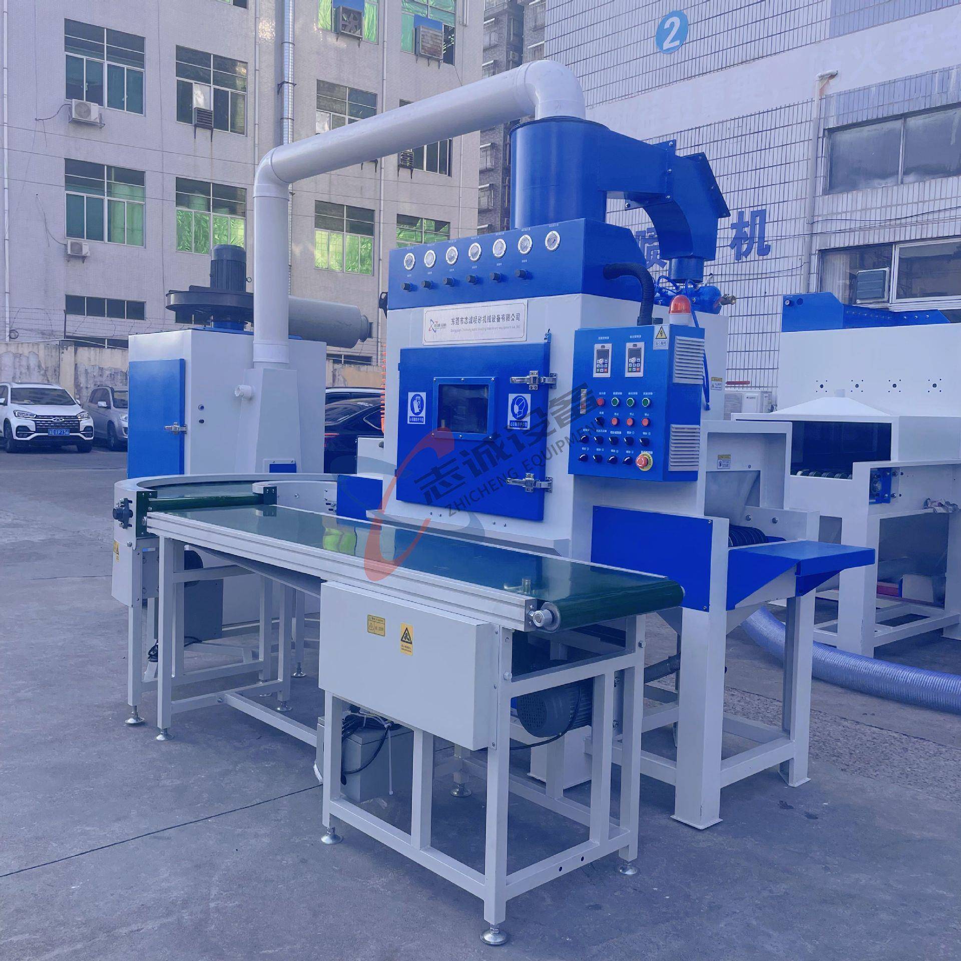 东莞XAB全自动喷机片小型平面输送表式喷沙机砂陶瓷面清理打砂机