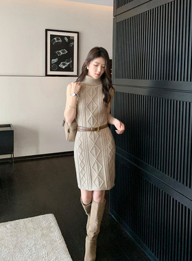 1XTWO 优雅lady 高领麻花针织连衣裙女秋冬内搭无袖包臀背心裙