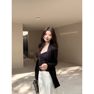 针织开衫 纯欲风长袖 女气质捏褶收腰吊带背心两件套 回头率 1XTWO