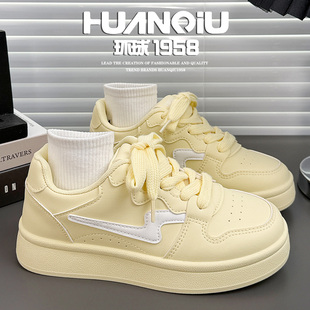 环球厚底柠檬黄小白鞋女2026春季新款百搭学生ins校园风休闲板鞋