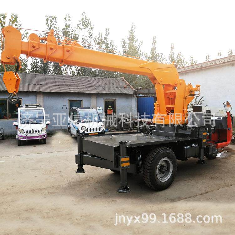 下农建房三轮随车变形金刚吊后支用腿三轮吊车5CGF吨三马子葬车吊