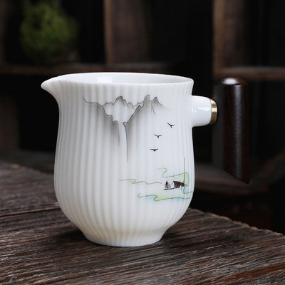 羊脂玉公杯白瓷茶海竖纹公道杯家用茶水分茶器配分茶器公道杯精美