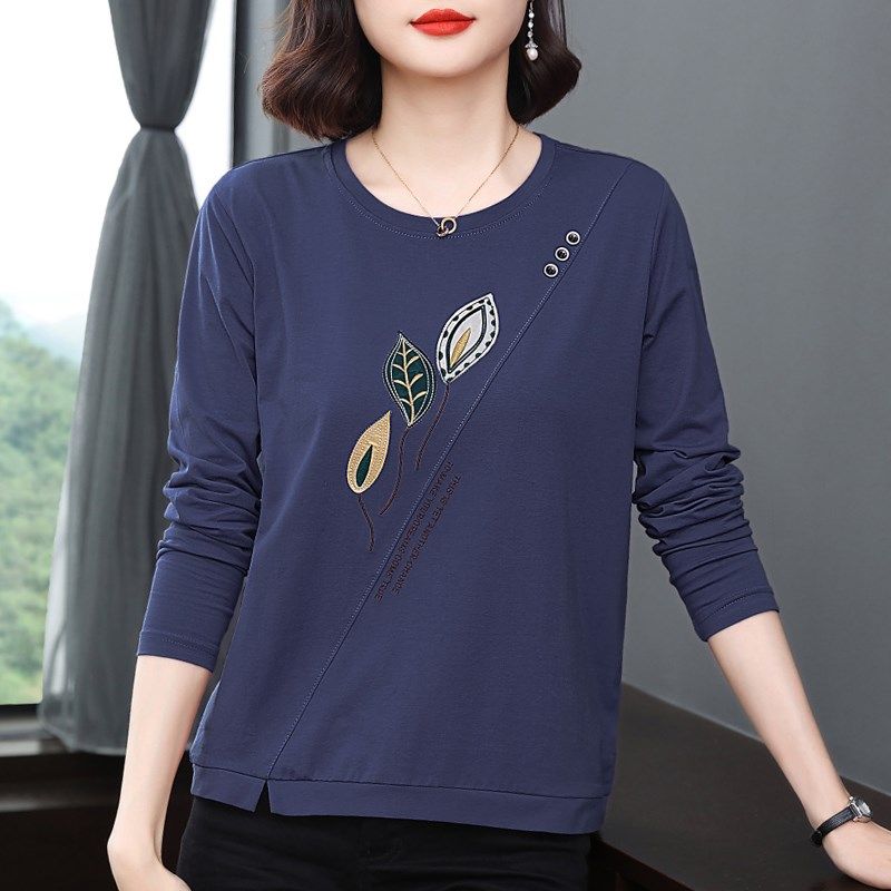 妈妈春秋长袖t恤女 洋气2024新款外穿上衣中老年纯棉内搭打底衫