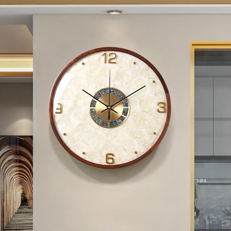 现代轻贝壳钟表客挂厅JCU钟家用时钟新挂墙实木款奢石英