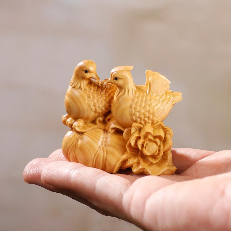 小叶695黄杨木雕鸳鸯玩文男士木质手把缘件姻室床头工艺品新卧婚