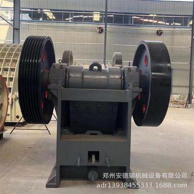 碎鹅碎卵石铁矿石鄂式粉机小型水泥块混凝土石机移ICW动花岗碎岩