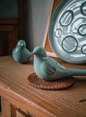 面80年代怀旧老物库存陶瓷和平鸽桌件摆件品复古民宿装饰F8756M5T
