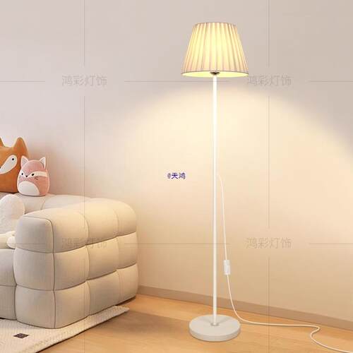 客厅落地沙发旁边现代简灯约装饰摆件卧室床立261式台遥头控灯氛