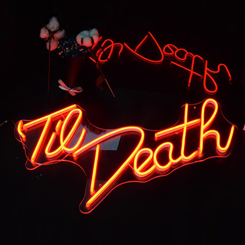 Tileath日氛围Tildeatled字虹母发光灯造型灯1d2节V亚克力装饰霓