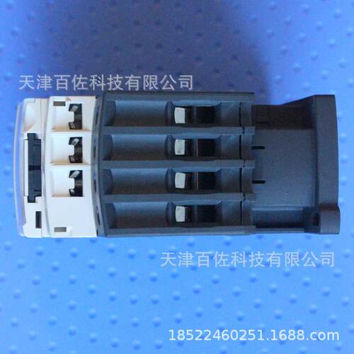 L1DLT0接触器4C1DT40M7CC4COE0A220V四级交流接触器