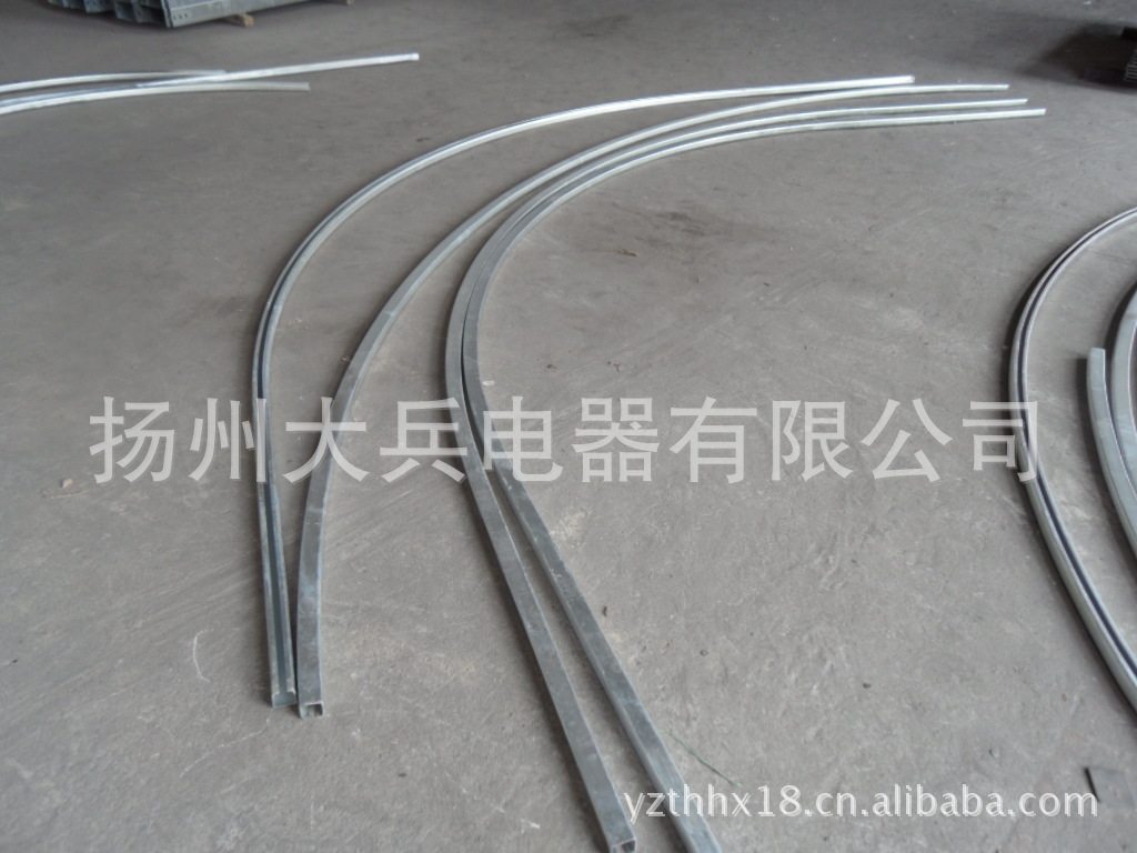 开口方管50*50*4(开口16mm),四轮悬挂装置X4,电缆夹具J4型