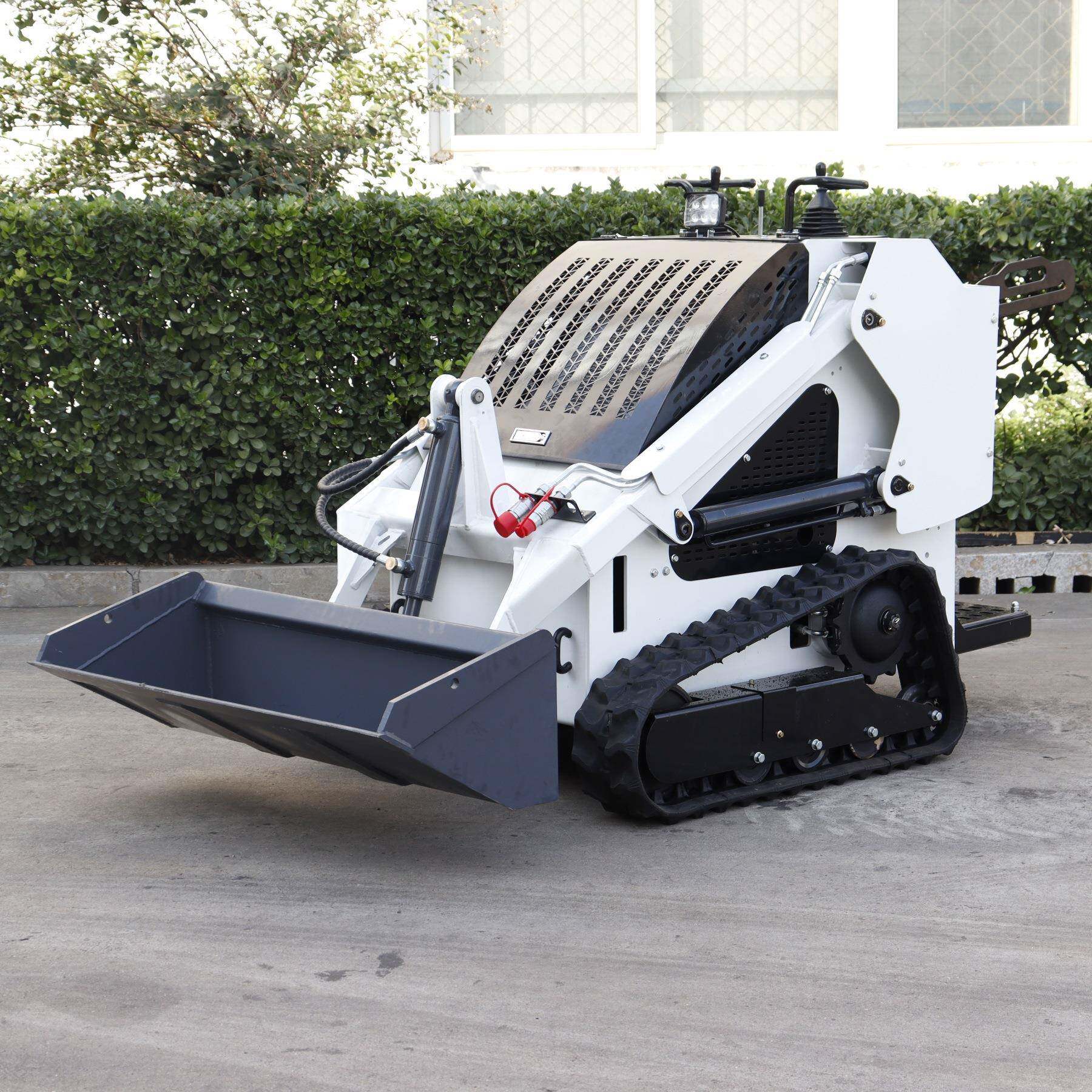 HT460型站立式履带款滑移装载机小型滑移机出口欧洲现货