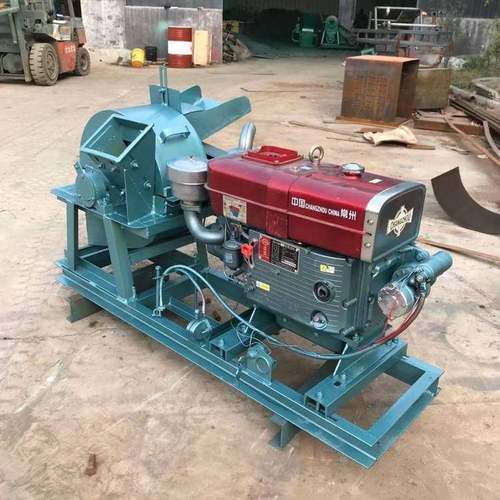 食用菌培养基粉碎设备柴油卧式粉木机家具厂废旧木材粉碎机