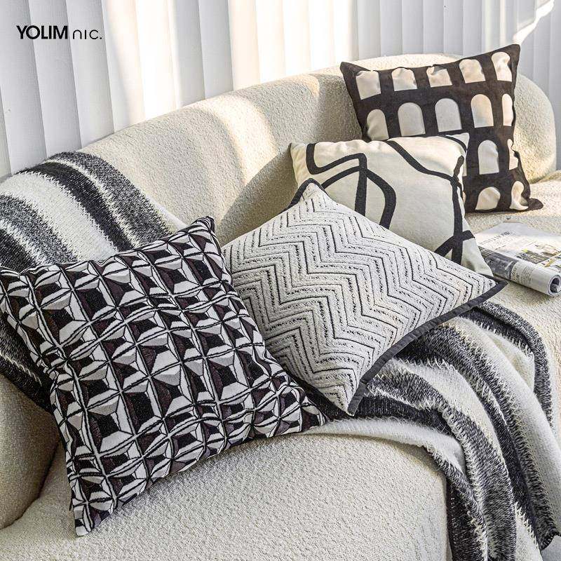 A6L现代简约设计师抱枕黑白灰几何沙发靠枕客厅轻奢样板房靠垫狐,纺织面料/辅料/配套,纺织机械配件,淘宝优惠券,粉丝福利购,淘宝优惠卷