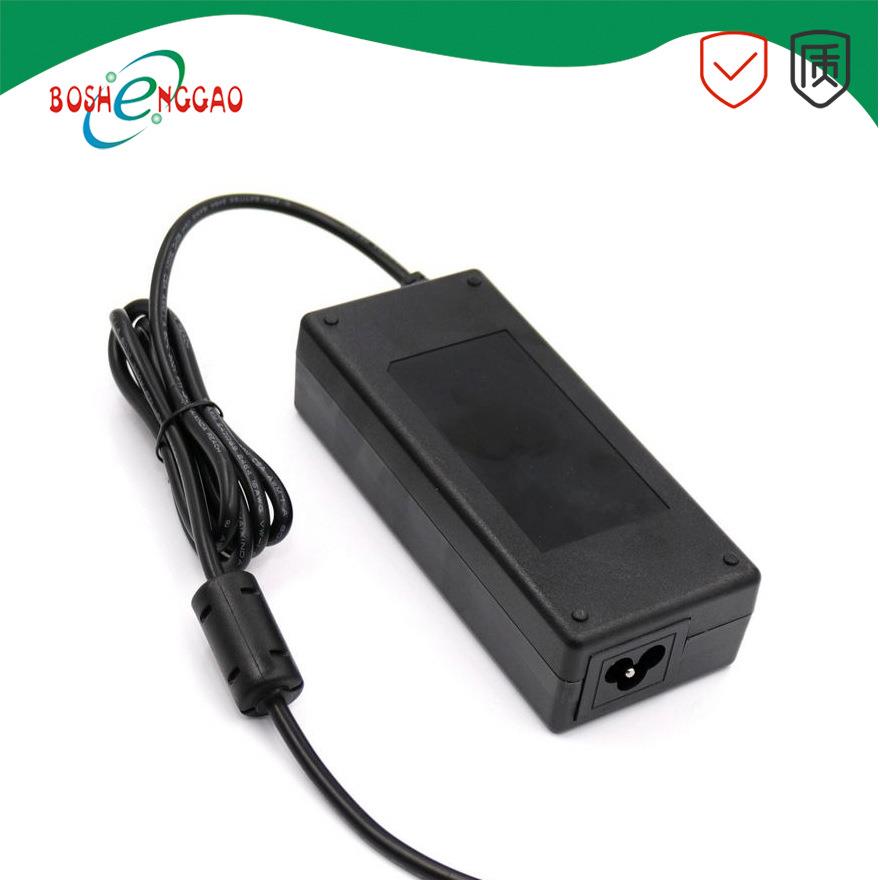 欧规CE认证DC15V10A150W塑胶壳直流稳压电源适配器
