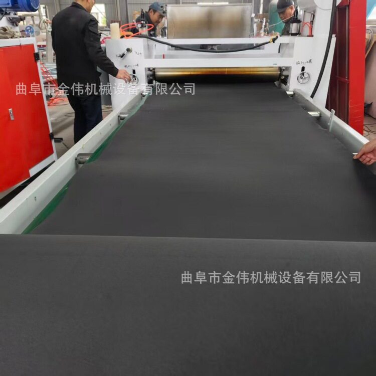PVC地板革EVA泡棉复合机汽车内饰脚垫毛毡布橡胶皮贴面机厂家
