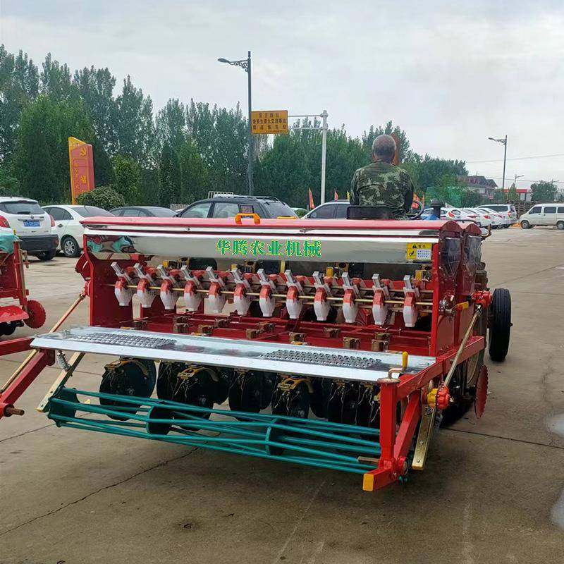 小麦播种小麦播种机圆盘新款浆腿播式种机植播种施肥机拖机带麦种