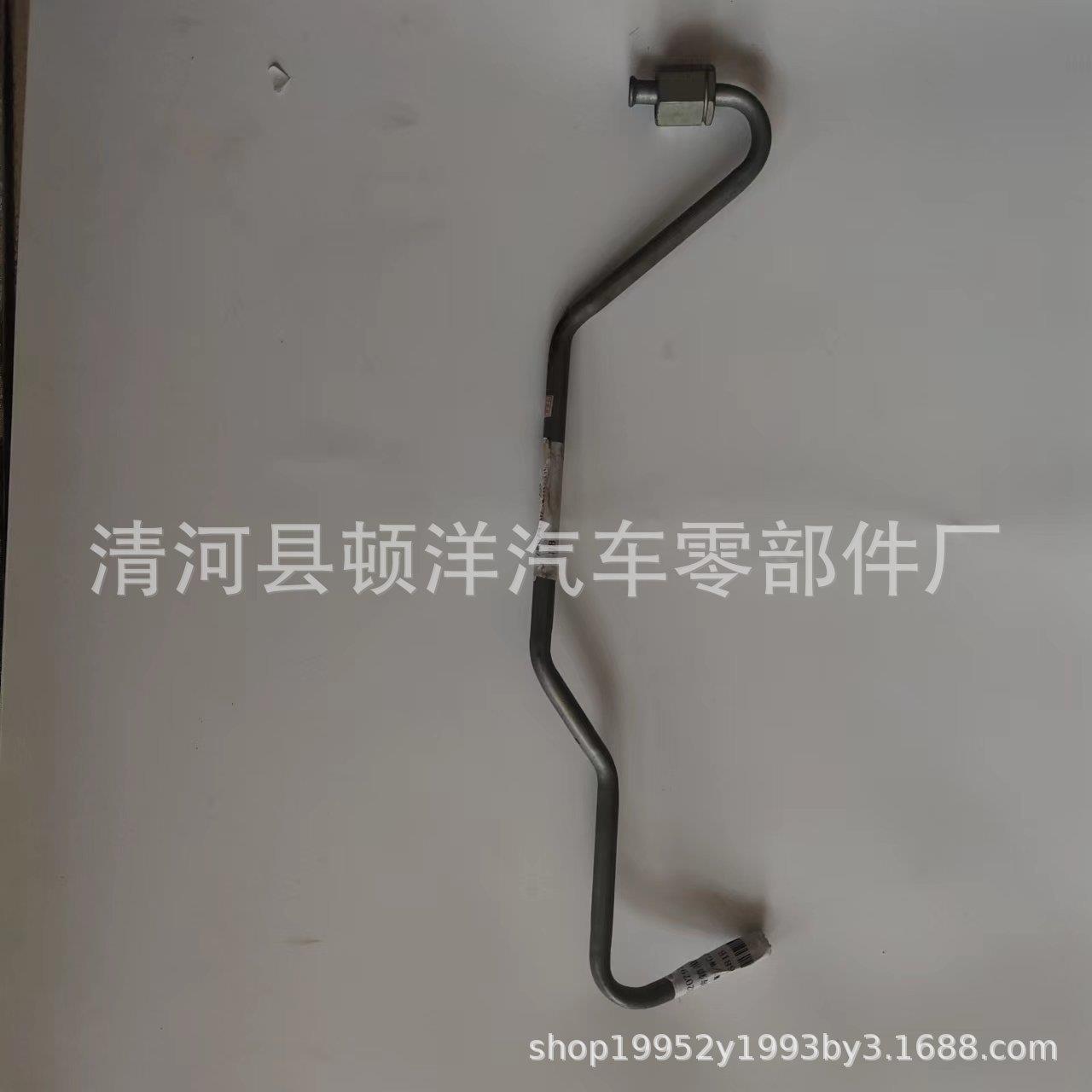52079753AB适用于克莱斯勒吉普铁水管汽车冷却水管气管52079432AC