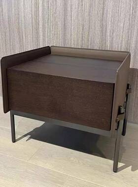 网红创意马意皮29453床边柜边几创实极木床头柜简设计师烟熏木鞍