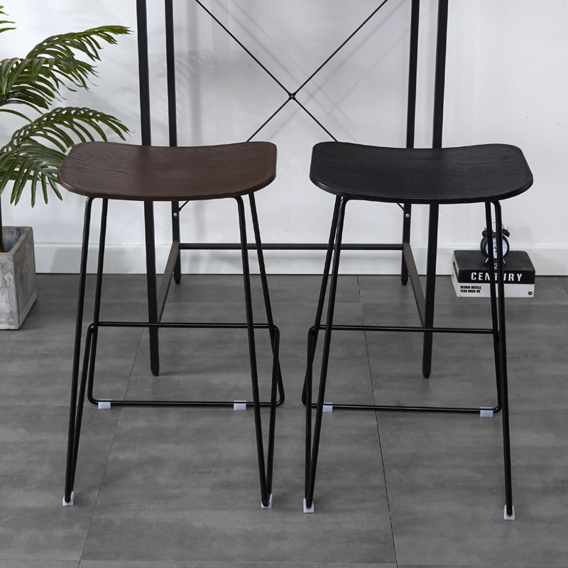 新款塑料吧台椅北欧轻奢高脚凳前台接待椅酒吧凳子铁艺黑色高脚椅