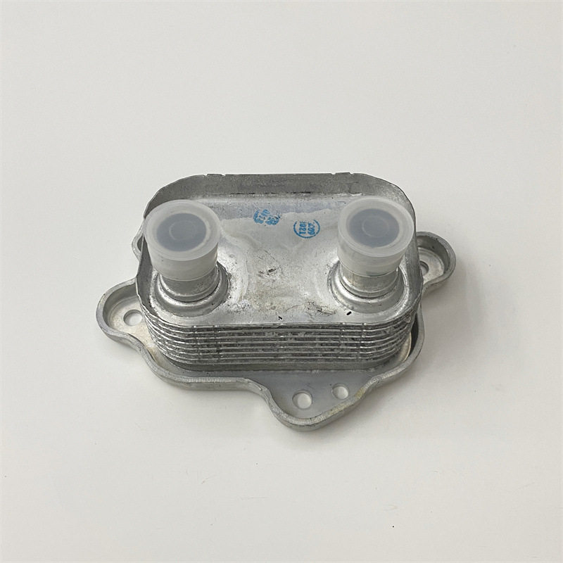 STZT11427509212发动机机油散热器机油冷却器适用于宝马