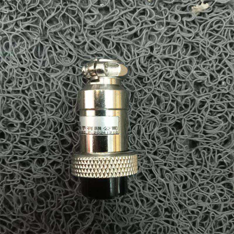 巨龙接头JL-CJ6（按图片卡尺量的尺寸确认的型号）不锈钢接头配件