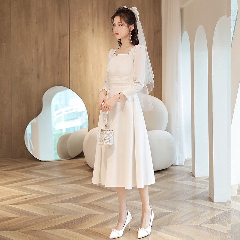 领证小礼服女年会法式轻奢小众小个子登记小白裙轻婚纱订婚连衣裙