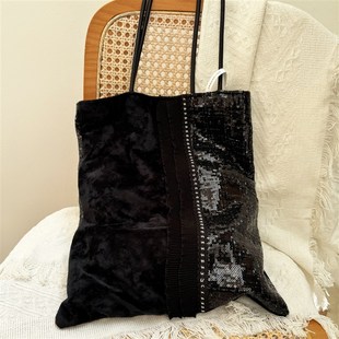 包包女款大容量高级感轻奢风帆布袋包旅行单肩包设计感黑色单肩女