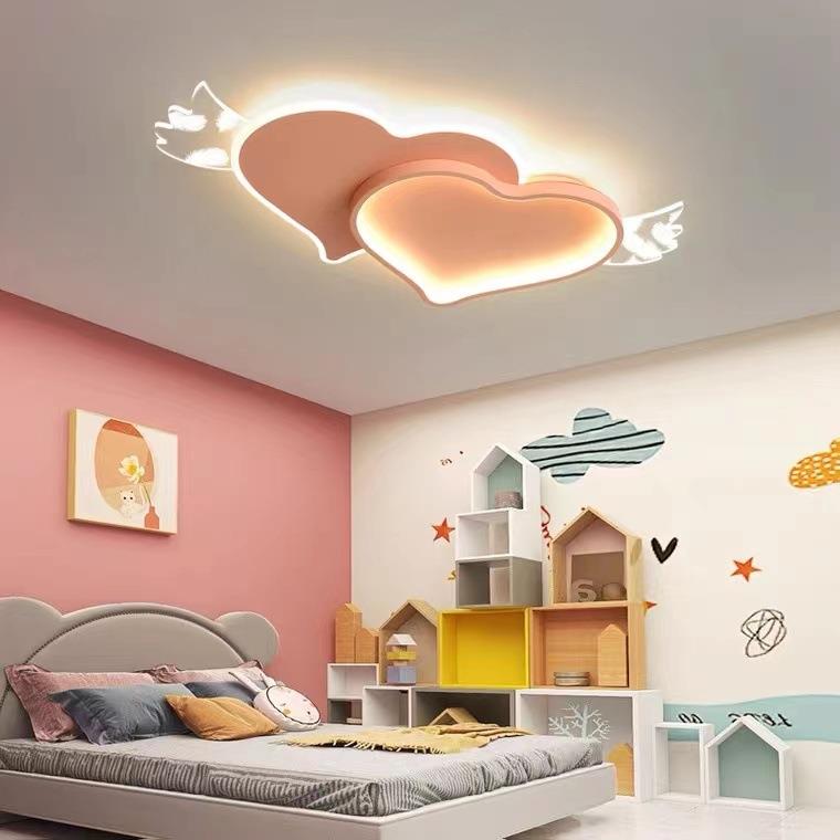 主卧室灯现代简约心形LED吸顶灯女生婚房间灯饰创意轻奢网红灯具