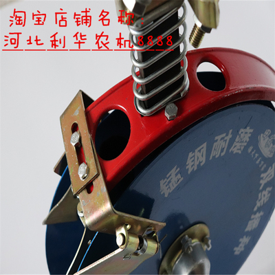 玉米播种机 小麦播种机配件 楼腿 楼脚 圆盘开沟器 开沟器 铁管腿