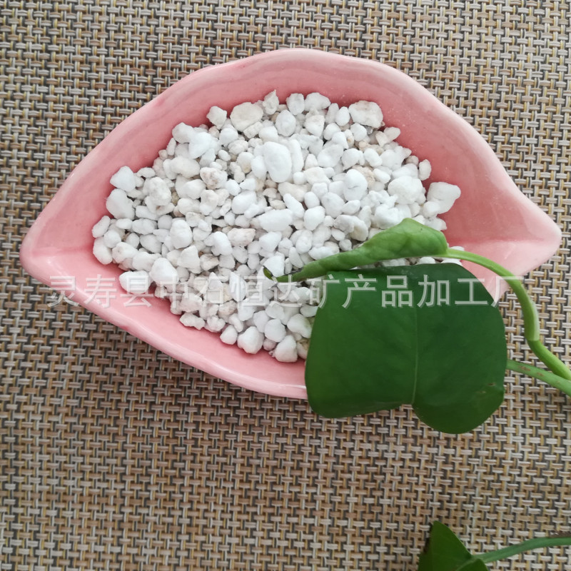 珍珠岩保温隔热材料厂家批发