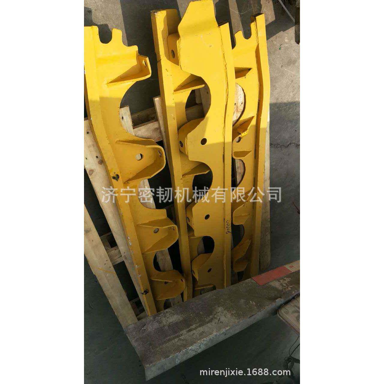 推土机全车配件SD16/SD22/SD32右护板175-27-32641