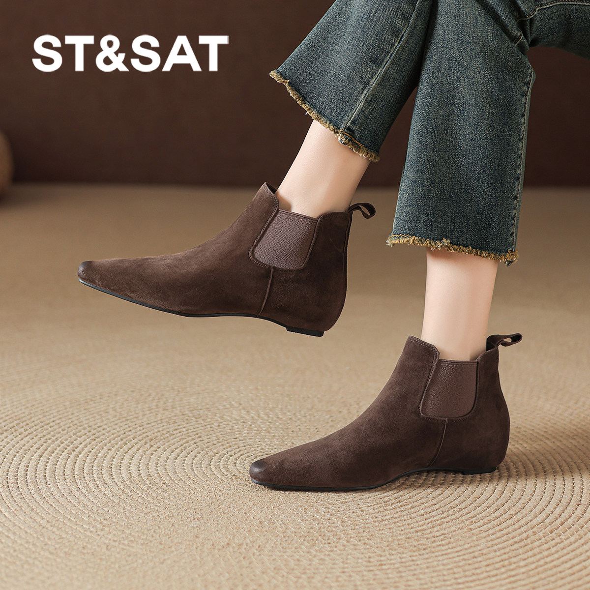 星期六羊皮棕色尖头小短靴
