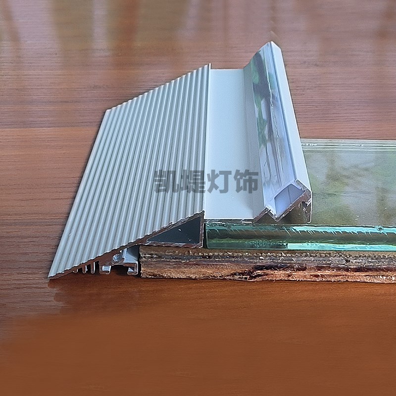 新款可弯弧形斜面悬浮吊顶薄如蝉翼反光灯回光隐形斜边漫反射灯槽