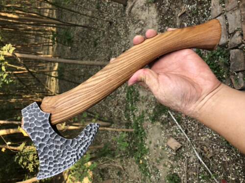 手工制作的斧头，手工斧