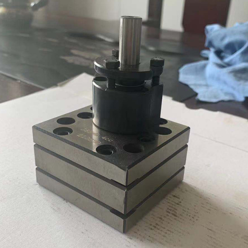 厂家供应JSB*2.4CC齿轮计量泵 流体计量输送齿轮泵 PU鞋机计量泵