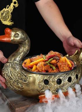 特色菜网红金鸡鸭鹅LBB造型用创干冰酒精两餐具农家乐酒牛店意摆