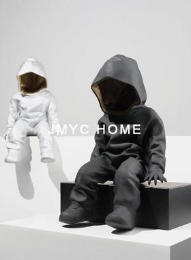 现代轻奢卡通隐人形摆件板房间儿样童房软装厅电ZXR视柜客玄关装