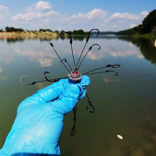 新型万向翻板钩飞钩盘钩硬线夹饼远投鲢鳙大头方块爆炸花白鲢青鱼