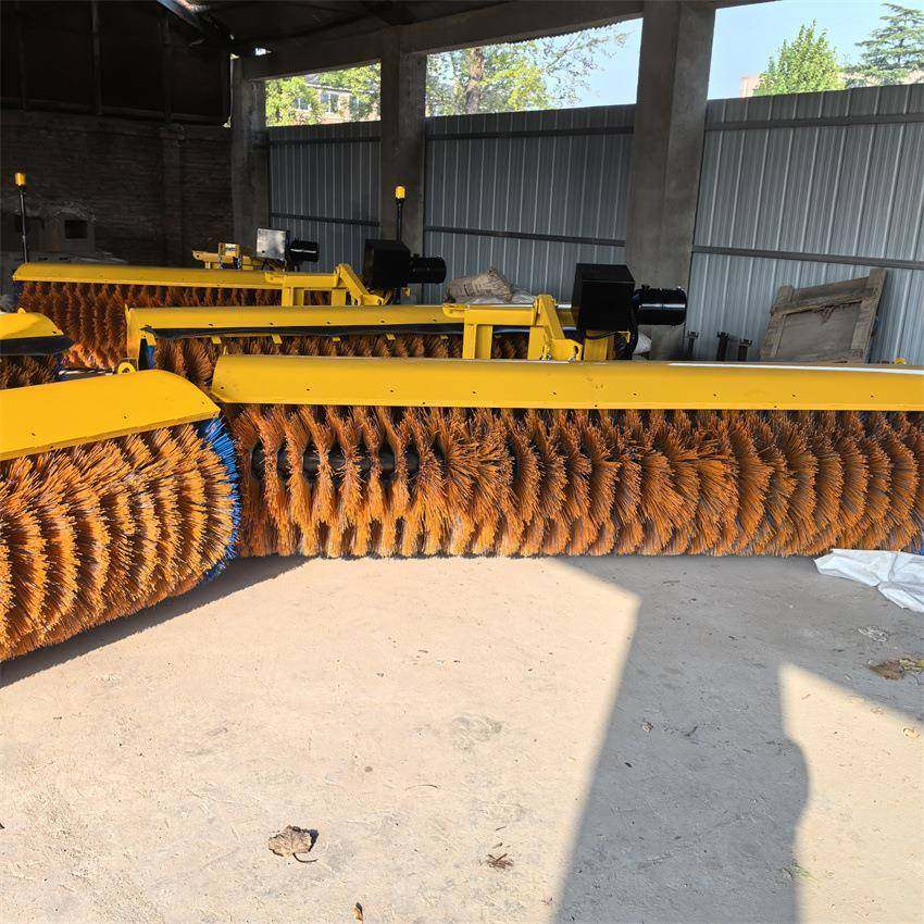 装载机扫雪头前置滚刷清雪头环卫洒水车加装推雪除雪刷,收纳整理,烫衣板及配件,淘宝优惠券,粉丝福利购,淘宝优惠卷