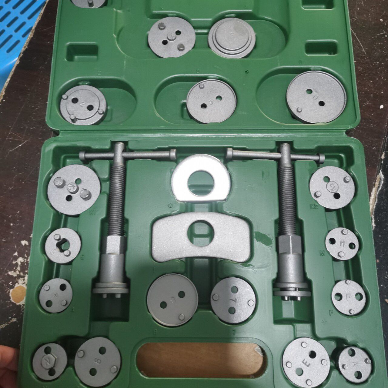 刹车分泵回位工具碟式刹车片拆装刹车片更换分泵活塞调整工组修