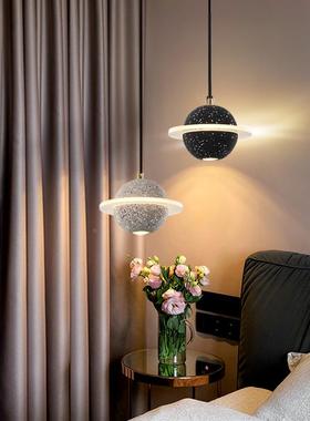 创意个性D2052恒台星球小吊约头简红餐厅吧床头楼梯橱窗水网泥水