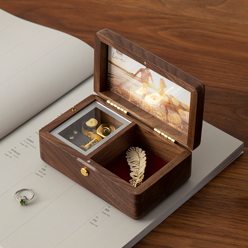 梵瀚 木质八音盒定制女生闺蜜伴手礼生日礼物发条复古音乐盒摆件