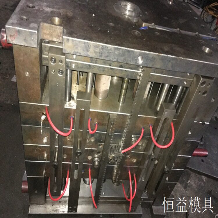 POM斜齿轮过滤器塑件模具PMMA模具护栏格栅网格塑胶模PC透明模具