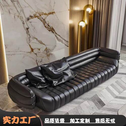 现代轻奢香蕉船沙发baxter纳帕油蜡皮设计师网红直排弧形客厅沙发